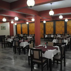 Raj Palace Hotel Agra (Uttar Pradesh)